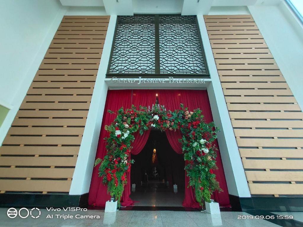 Rh Hotel Sibu Exterior photo